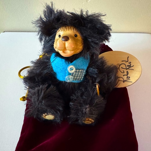 Rare Robert Raikes Collectibles Wee Whittles Kalen Bear - Picture 1 of 10